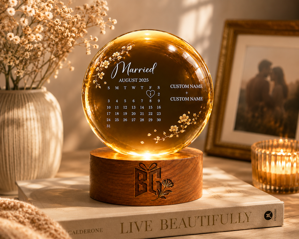 Personalized Amber Crystal Anniversary Keepsake with Custom Names and Wedding Date Display